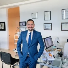 Foto de Dr. Baltazar Bertaud Mier, Oftalmología en Aguascalientes