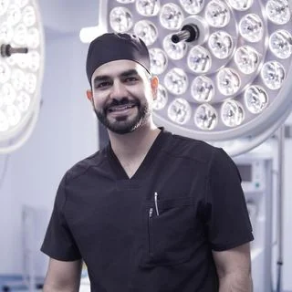 Foto de Dr. Héctor Mora Villalobos plástico, Cirugía Plástica y Reconstructiva en Aguascalientes