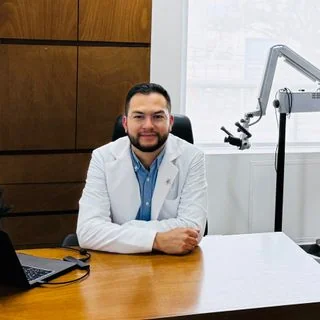 Foto de Dr. Luis Antonio González Patiño, Otorrinolaringología en Aguascalientes