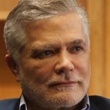 Foto de Dr. Carlos Buenrostro, Cirugía Plástica y Reconstructiva en Tijuana