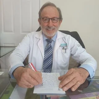 Foto de Dr. Carlos Gonzalez Navarro 2, Psiquiatría en Ensenada