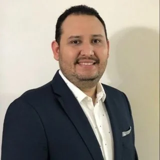 Dr. Ernesto Rafael Rivera Macías