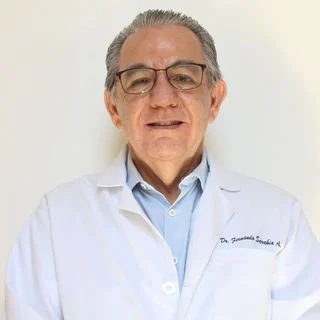 Foto de Dr. Fernando Sarabia Angulo, Dermatología en Tijuana