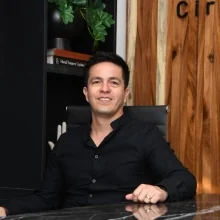 Foto de Dr. Francisco Rodriguez 8, Cirugía Plástica y Reconstructiva en Tijuana