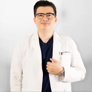 Foto de Dr. Héctor David Molina Chaidez, Urología en Tijuana