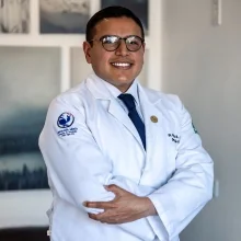 Foto de Dr. Manuel Eduardo Aguilera Bailón médico, Oncología Médica en Tijuana