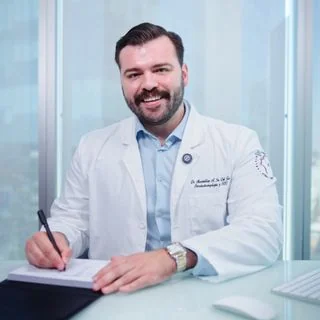 Foto de Dr. Maximilian Isa Del Rio, Otorrinolaringología en Tijuana