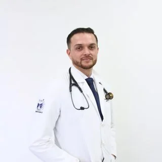 Foto de Dr. Moises Rodriguez Low, Medicina Interna en Tijuana