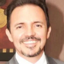 Foto de Dr. Oscar Luis Villaverde Retes 2, Ginecología y Obstetricia en Tijuana