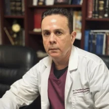 Foto de Dr. Tomás Eduardo Garibaldi Hardy, Gastroenterología en Ensenada