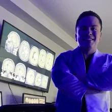 Foto de Dr. Víctor Abraham Carrasco Wall, Neurología en Mexicali