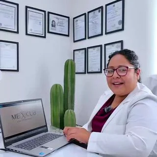 Foto de Dr. Carolina Jiménez Santillán, Urología en Ciudad de México