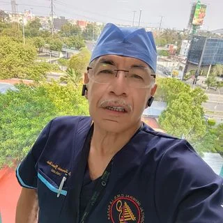 Foto de Dr. Fernando Guani Toledo, Urología en Ciudad de México