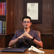 Foto de Dr. Hugo Adrián Herrerías Vargas, Ortopedia y Traumatología en Ciudad de México