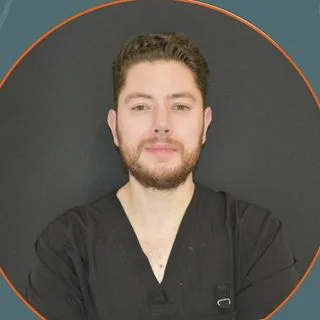 Foto de Dr. Javier Castellanos Vizcaíno, Otorrinolaringología en Ciudad de México