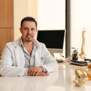 Foto de Dr. Luis Enrique Aleman Otaolaurruchi, Ortopedia y Traumatología en Ciudad de México