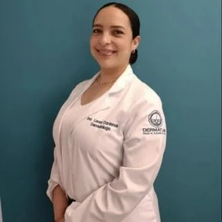 Foto de Dr. Miren Lorea Cardenas Hernandez, Dermatología en Ciudad de México