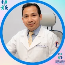 Dr. Pablo Godínez Álvarez Urólogo pediátrico, pediátrico