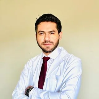 Foto de Dr. Ricardo Carlos Sandoval Quiroa, Neurocirugía en Ciudad de México