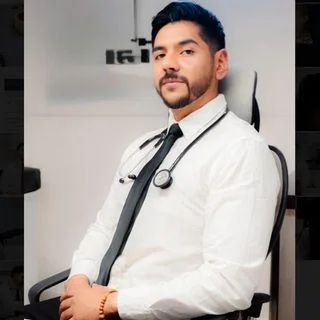 Foto de Dr. Rubens De La Vega Mireles, Gastroenterología en Ciudad de México