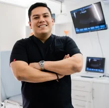 Foto de Dr. Erwin Rodríguez Komukai, Urología en Tuxtla Gutiérrez