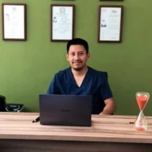 Foto de Dr. Jenner Leobardo Mendoza Gómez, Nefrología en Tuxtla Gutiérrez