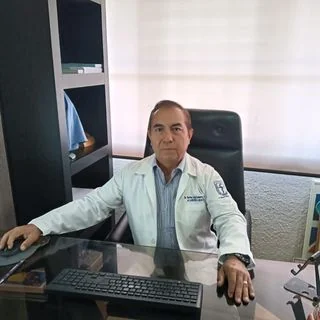 Foto de Dr. Roberto Abel Barrios Lopez, Oftalmología en Tuxtla Gutiérrez