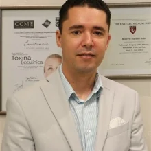 Foto de Dr. Rogerio Martins Baia, Oftalmología en Tuxtla Gutiérrez