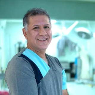 Foto de Dr. Romeo Alejandro Escobar Monroy, Cirugía General en Tuxtla Gutiérrez