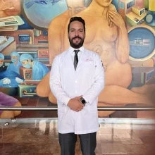 Foto de Dr. Alejandro García Contreras, Ginecología y Obstetricia en Chihuahua