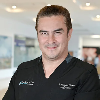 Foto de Dr. Alejandro Olivares López, Urología en Juárez