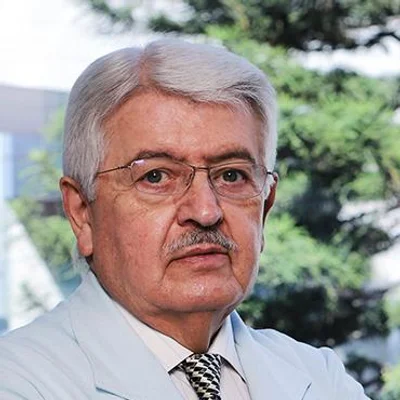 Foto de Dr. Alfonso Carlos Castillo Alarcón, Cardiología en Juárez