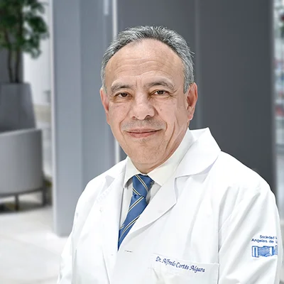Foto de Dr. Alfredo Leonardo Cortés Algara, Ginecología y Obstetricia en Juárez