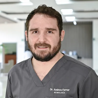 Foto de Dr. Andrés Ferrer Durá, Neumología en Juárez