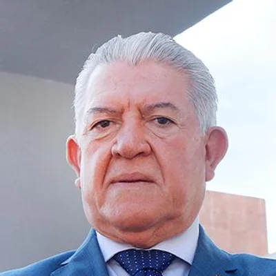 Foto de Dr. Cruz Montalvo Colón, Neurología en Juárez