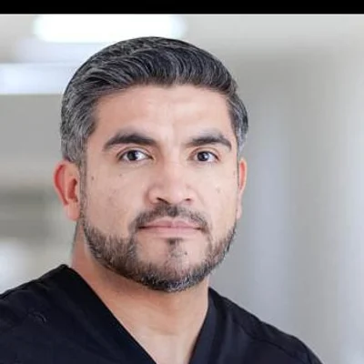 Foto de Dr. David Israel Juárez Cuevas, Ortopedia y Traumatología en Juárez