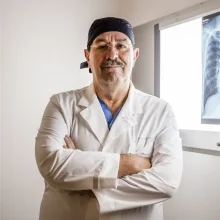 Foto de Dr. Edmundo Berúmen Nafarrate, Ortopedia y Traumatología en Chihuahua