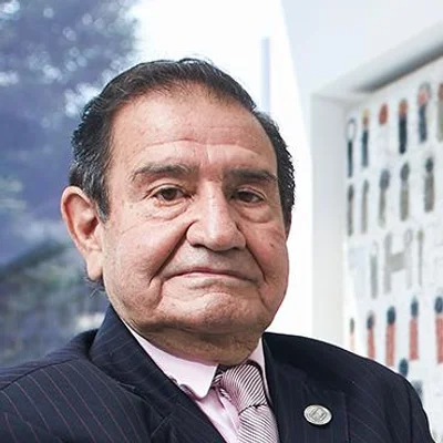 Foto de Dr. Eduardo Molina Tellez, Otorrinolaringología en Juárez