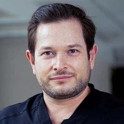 Foto de Dr. Fernando Arcaute Aizpuru, Otorrinolaringología en Juárez