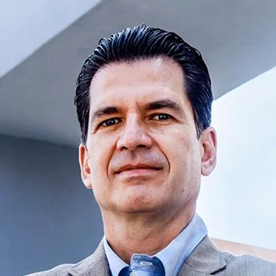 Foto de Dr. Guillermo Navarro Gómez, Ortopedia y Traumatología en Juárez