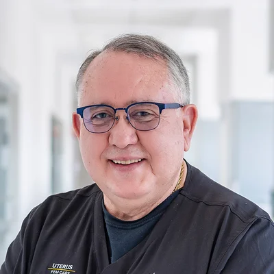 Foto de Dr. Héctor Mario Hernández Lobato, Ginecología y Obstetricia en Juárez