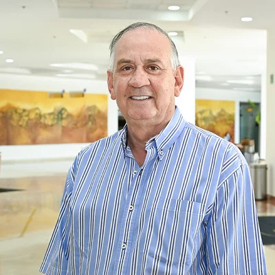 Foto de Dr. Ismael Zendejas Hernández, Ginecología y Obstetricia en Juárez