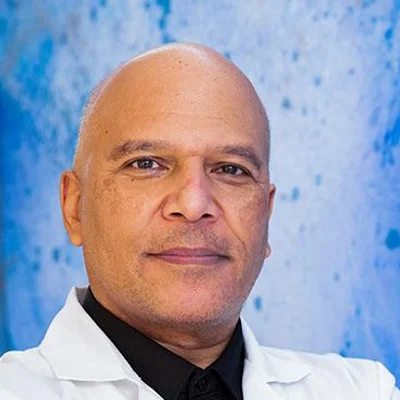 Foto de Dr. JEAN RENE CLEMENCEAU VALDIVIA, Oncología Médica, Ginecología y Obstetricia en Juárez