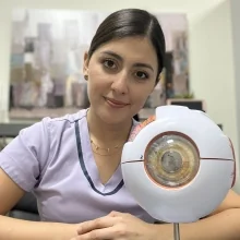 Foto de Dr. Jessica T Romero Martinez, Oftalmología en Chihuahua