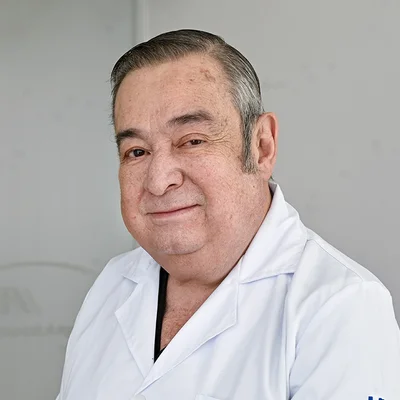 Foto de Dr. Julio Benjamin de Jesus Zimbrón Carranza, Ortopedia y Traumatología en Juárez