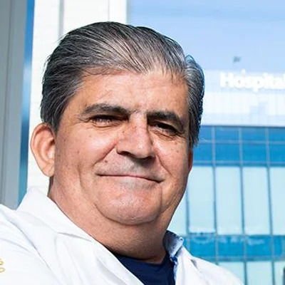 Foto de Dr. Julio Mateos Vizcayno, Ginecología y Obstetricia en Juárez