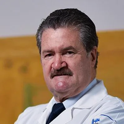Foto de Dr. Luis Alberto Harp Iturribarria, Cirugía General en Juárez