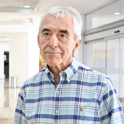 Foto de Dr. Luis Valenzuela Ochoa, Dermatología en Juárez