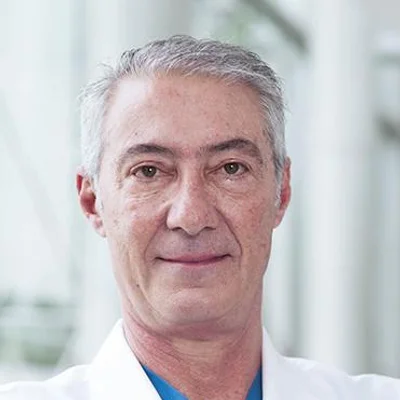 Foto de Dr. Manuel López Iglesias, Ginecología y Obstetricia en Juárez