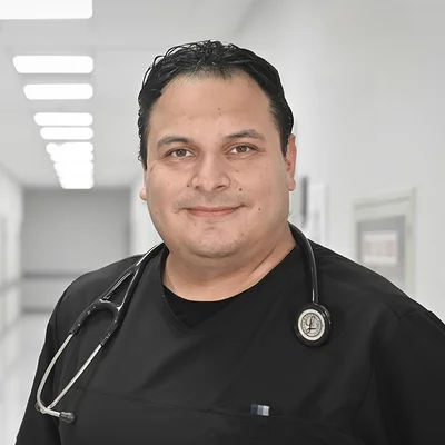 Foto de Dr. Mario Alberto García Esquivel, Cardiología, Medicina Interna en Juárez